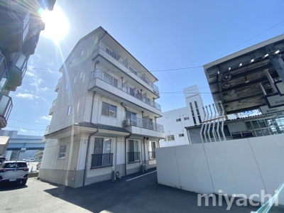 【外観】 | ピース・クラージュＢ