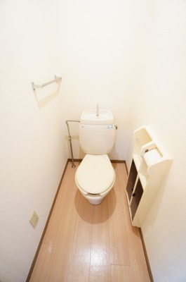 【トイレ】 | アンビションEIGHT | ※同物件・同タイプの写真です。
