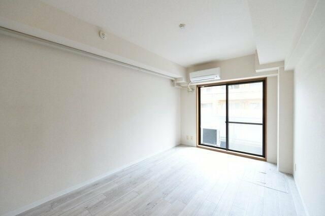 ＫＩＫビルの居間・リビング