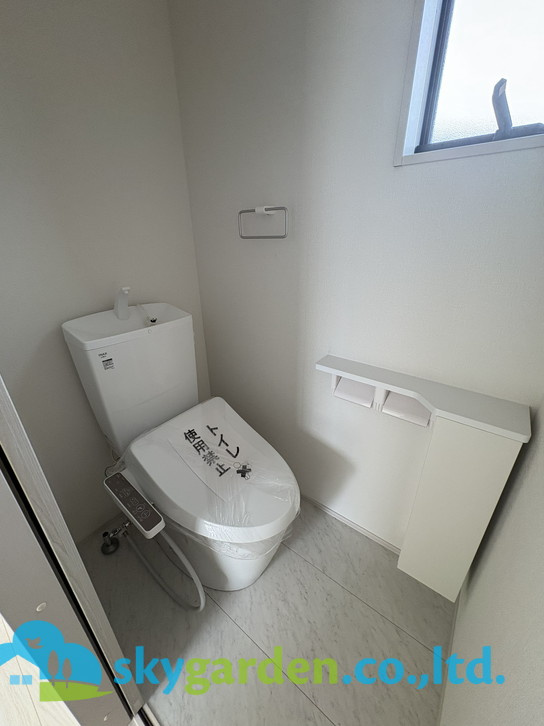 茅ヶ崎市下寺尾　新築戸建のトイレ|コンパクトで使いやすいトイレです