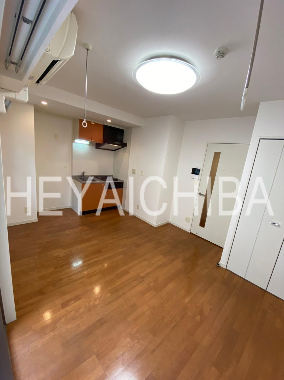 プレール・ドゥーク上野NORTHの居間・リビング