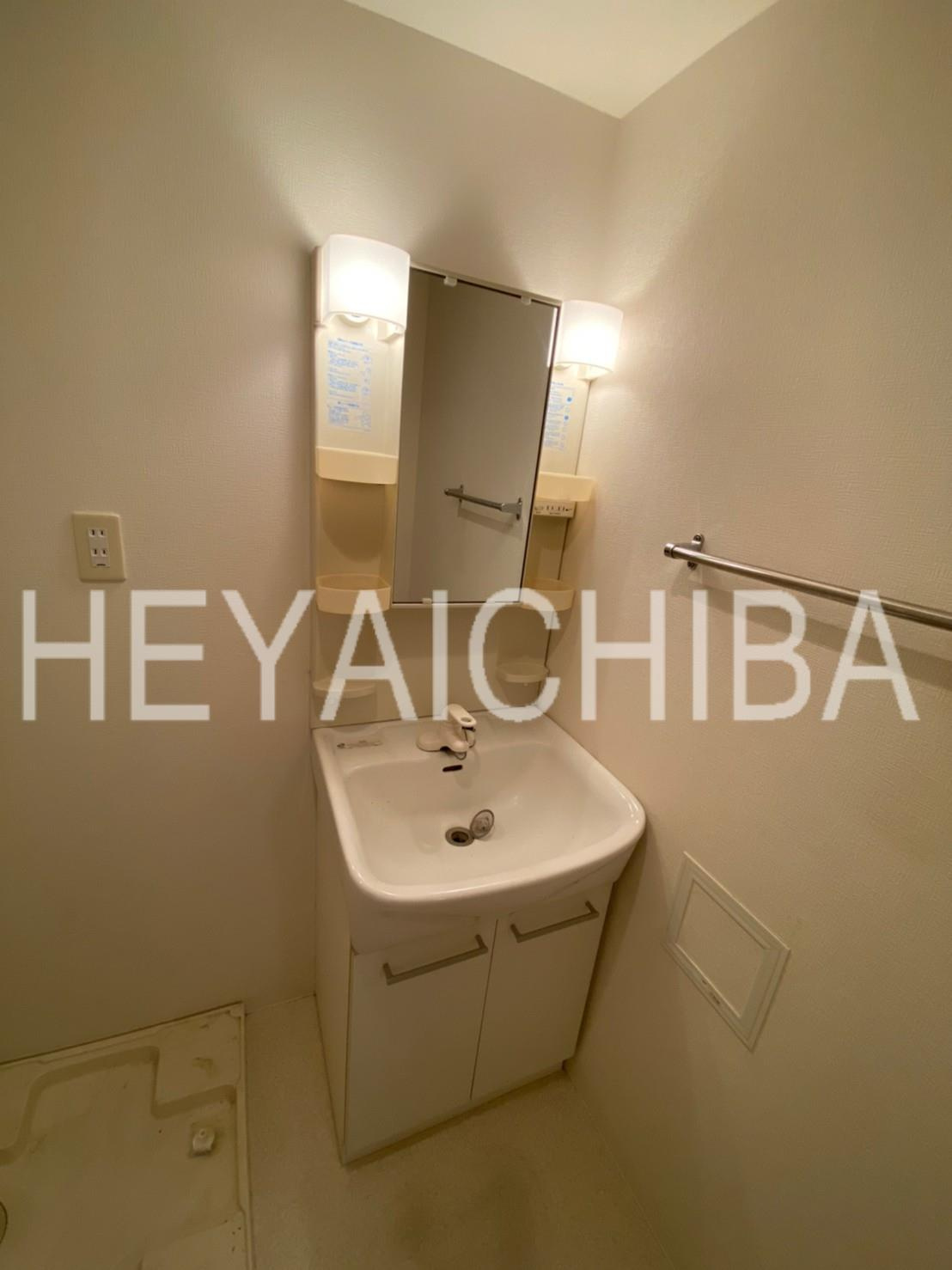 プレール・ドゥーク上野NORTHの洗面所