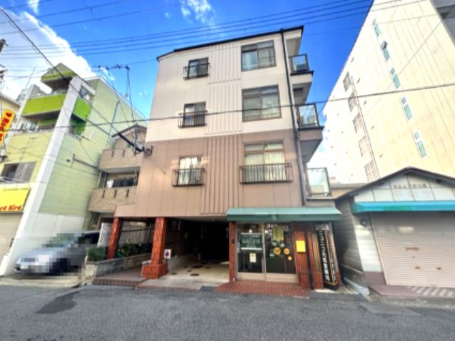 プチ・シャトーあけぼのの外観