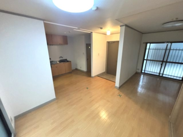 プチ・シャトーあけぼのの居間・リビング