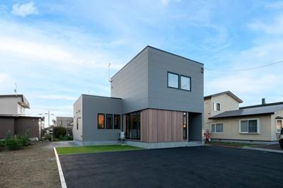 性能×デザイン　アーキテックプランニング自由ケ丘モデルハウス