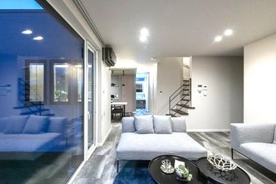 性能×デザイン　アーキテックプランニング自由ケ丘モデルハウス