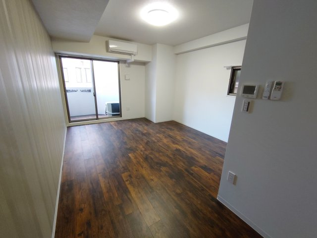 【居間・リビング】 | ONLYONE池田新町