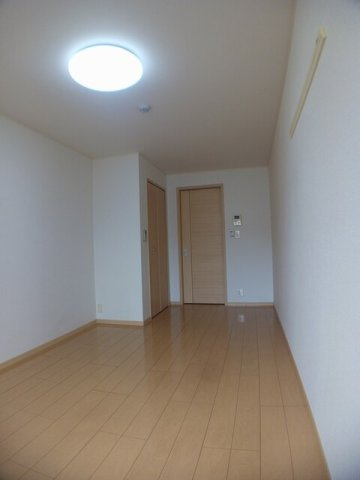 アスティオンの内装|明るい室内です