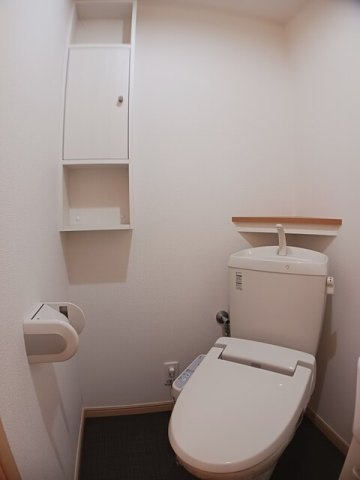 アスティオンのトイレ|落ち着いたトイレです