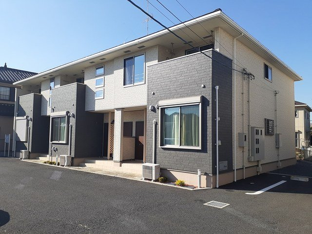 グランシャリオⅢの外観|おしゃれな外観です