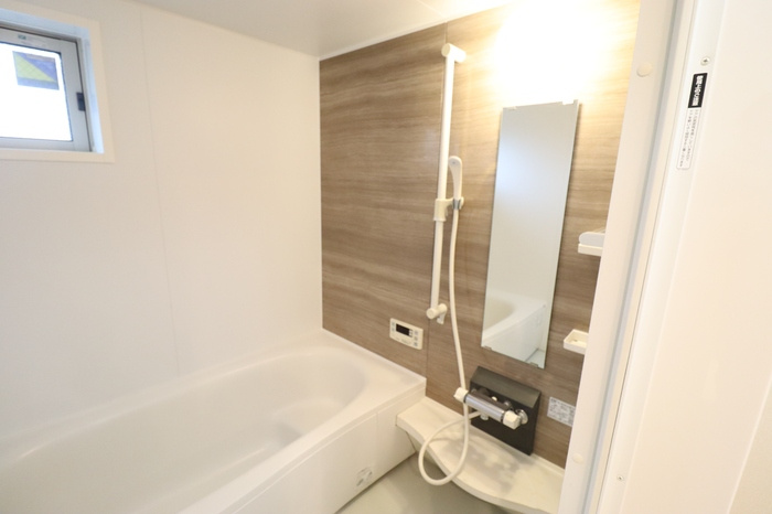 熊本市南区出仲間２丁目のアパートの浴室