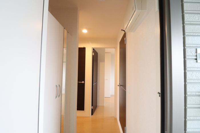 熊本市南区出仲間２丁目のアパートの玄関