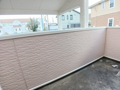 【バルコニー】 | グランペール古賀 | バルコニー付きです