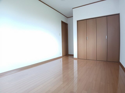 【内装】 | グランペール古賀 | 明るい室内です