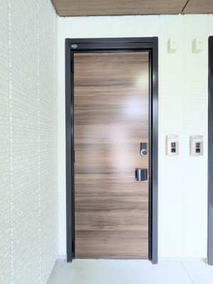 【玄関】 | シャーメゾンアルバス新山口