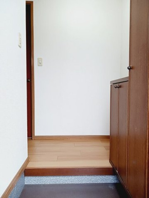 【玄関】 | テラス・ロゼ | ゆったりとした玄関です