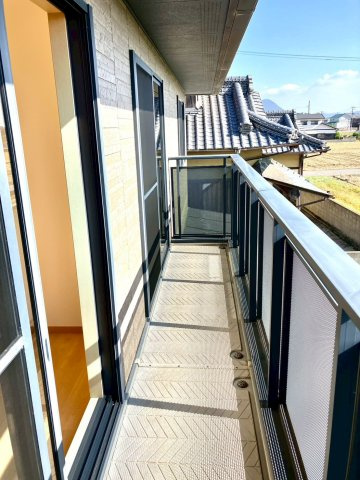 ミサワホーム施工　多度津町　全室南向き５LDKのバルコニー