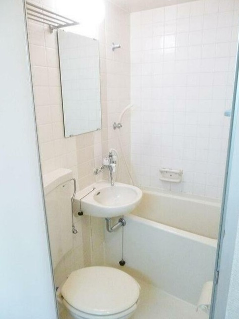 狛江市東和泉４丁目の賃貸マンションのトイレ|別部屋参考