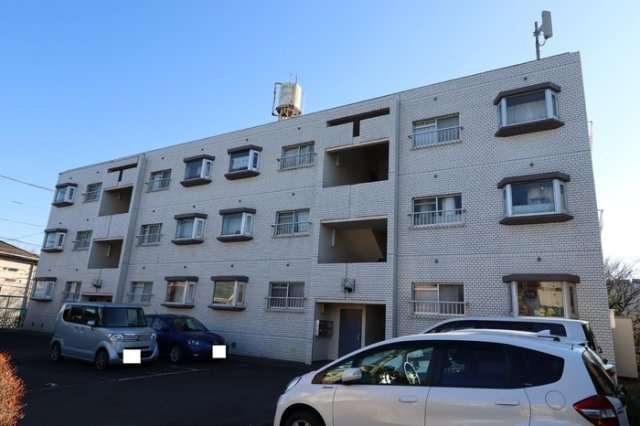 鴨下コーポラスの外観