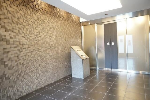 ランドステージ両国のエントランス