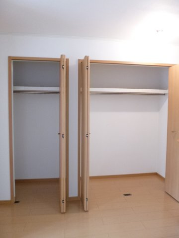 ホワイトメゾンⅦの収納