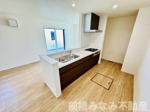 高崎市倉賀野町24-1期　２号棟(全３棟)　リナージュ　新築建売分譲のキッチン|お料理しやすいキッチンです