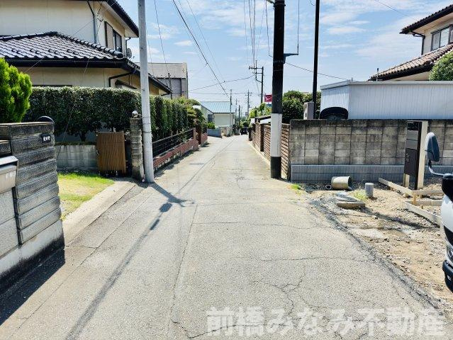 前橋市上泉町　限定1棟　ブルーミングガーデン　新築建売の前面道路含む現地写真|前面道路含む現地写真です