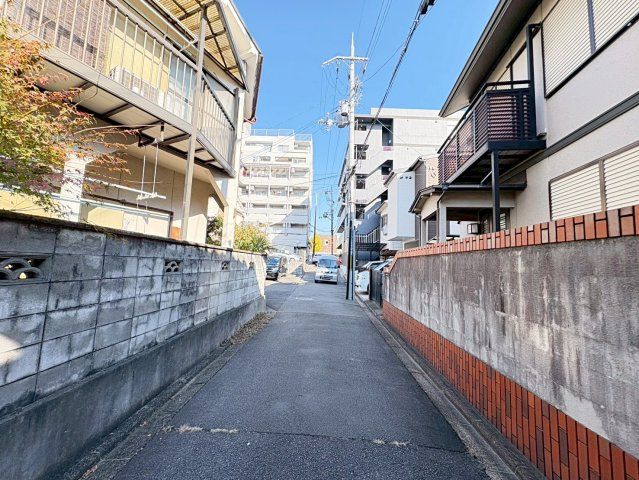 深草紺屋町　建築条件無土地の外観