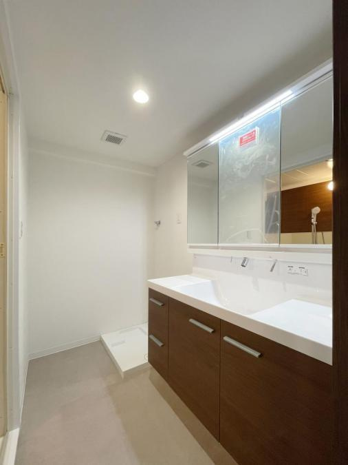 守口パークマンションの内装|洗濯機置き場
■物件内覧・資金計画相談・住宅ローン相談、リフォーム相談、お問合せ受付中■
※当日・翌日のご内覧、ご相談はお電話でのお問合せがスムーズです！