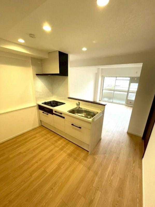 守口パークマンションのキッチン|対面キッチン
■物件内覧・資金計画相談・住宅ローン相談、リフォーム相談、お問合せ受付中■
※当日・翌日のご内覧、ご相談はお電話でのお問合せがスムーズです！