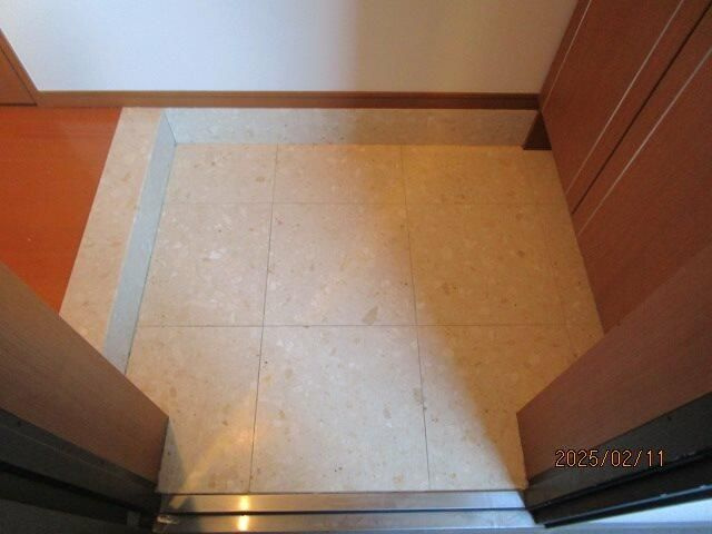 日神デュオステージ浅草松が谷の玄関