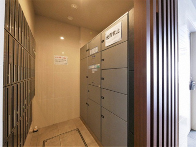 【その他共用部分】 | プレサンス谷町リーベ | 宅配ボックスです