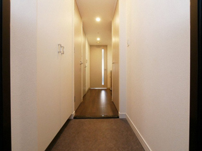 【玄関】 | プレサンス谷町リーベ | 落ち着いた玄関です