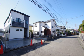 【前面道路含む現地写真】 | 【仲介手数料無料！！】川崎市麻生区片平1丁目　新築戸建て（全2棟）A号棟　6790万円