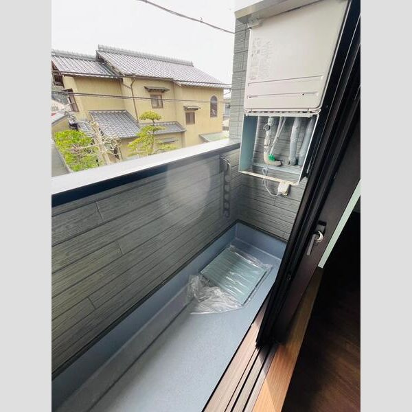 Bell Secondのバルコニー