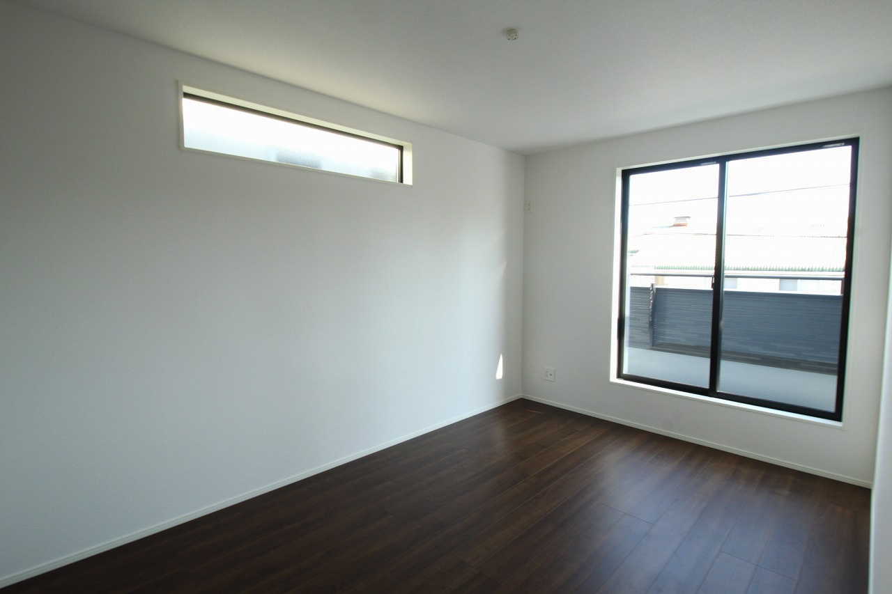 桟橋通3丁目　新築戸建　【内覧可能】の洋室|2F　北東の部屋　6.75帖+WIC