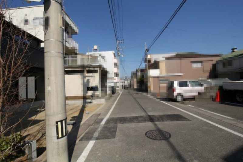 桟橋通3丁目　新築戸建　【内覧可能】の前面道路含む現地写真|南東　幅5.8ｍ　公道　接面8.5ｍ