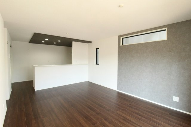 桟橋通3丁目　新築戸建　【内覧可能】の収納|ファミリークローゼット