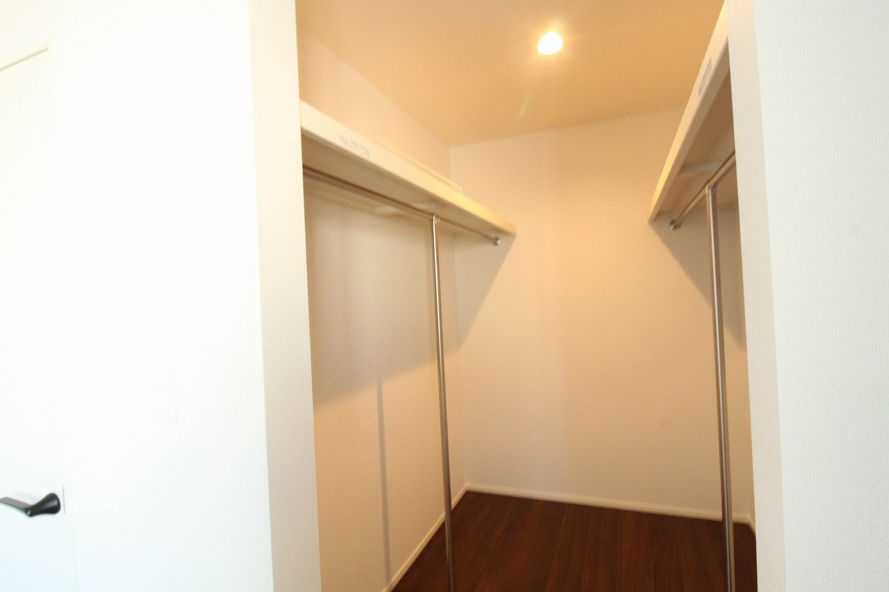 桟橋通3丁目　新築戸建　【内覧可能】の洋室|2F　北東の部屋　6.75帖+WIC