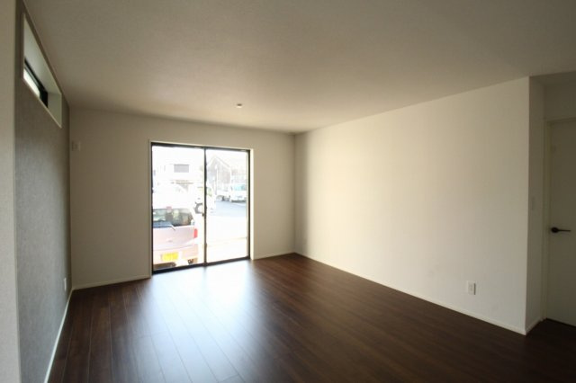 桟橋通3丁目　新築戸建　の外観|土地面積　117.42㎡　（約35.51坪）　建物面積　99.15㎡（約29.99坪）