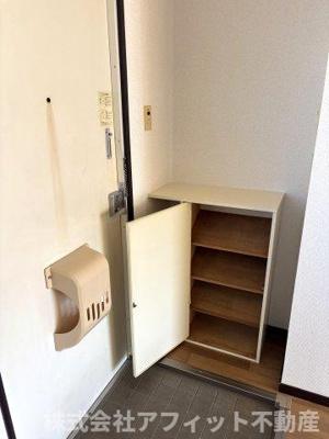 【玄関】 | ジュネス高橋C棟 | シューズボックス