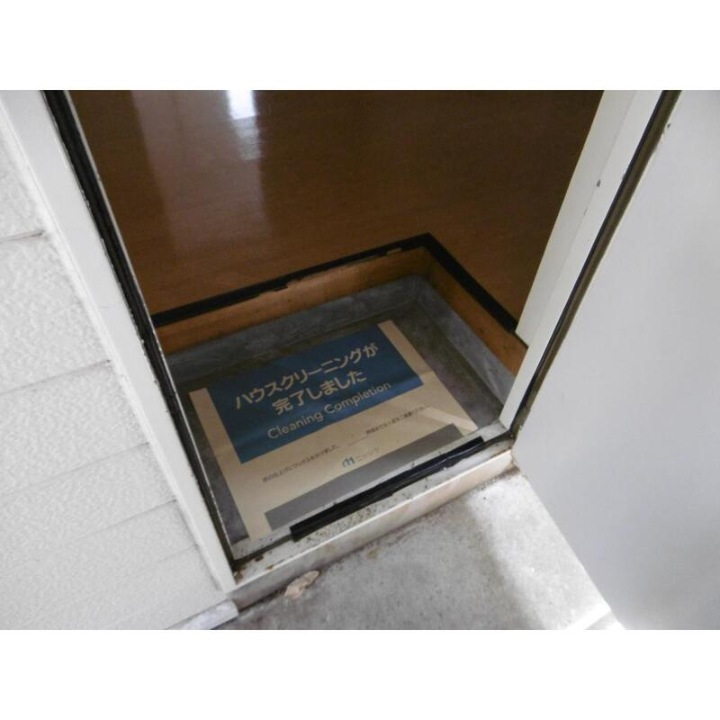 メゾンボヌールの玄関