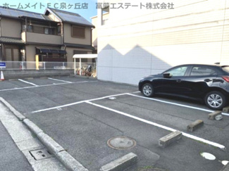 【駐車場】