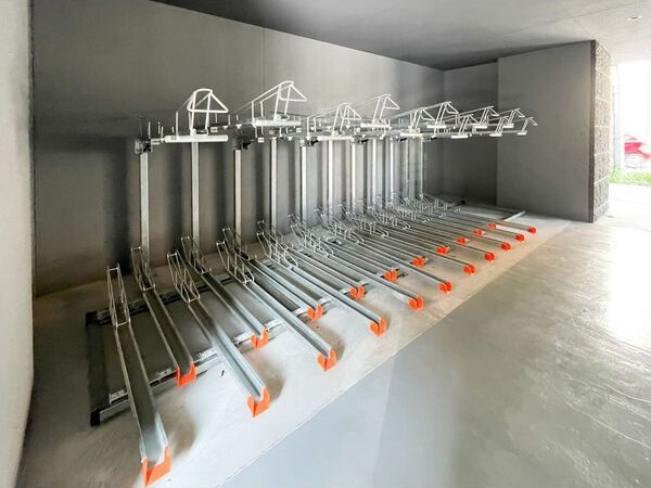 S-RESIDENCE金山epureの駐車場