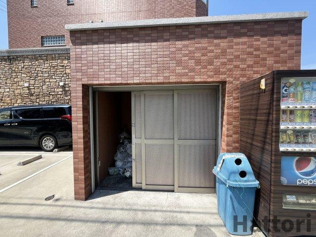 プレジオ江坂Ⅱのエントランス