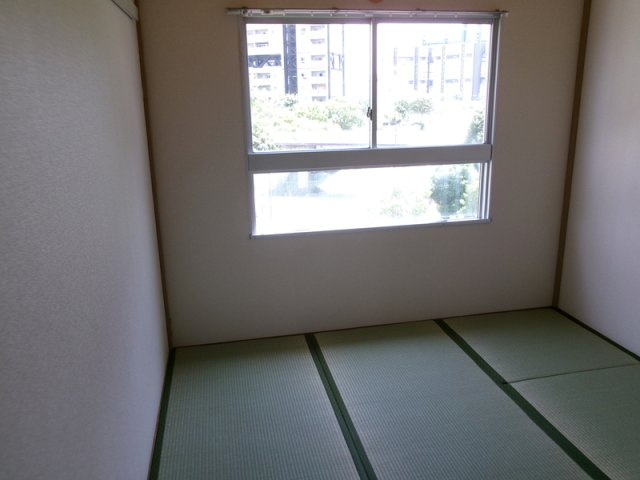 芦屋浜高層（若葉）1号棟の和室