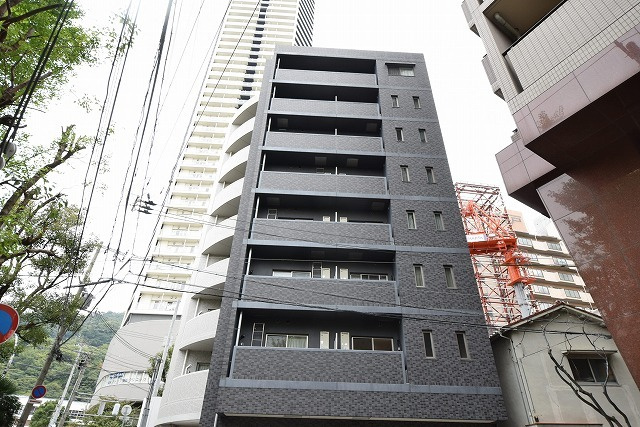 ＷＥＬＬＢＥＡＲ新神戸の外観