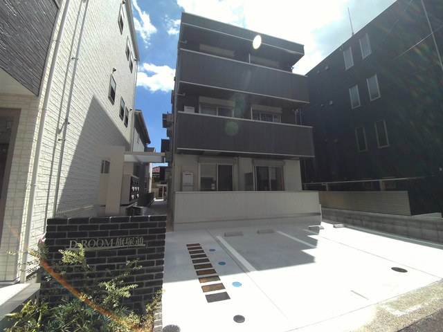 D-room旗塚通の外観