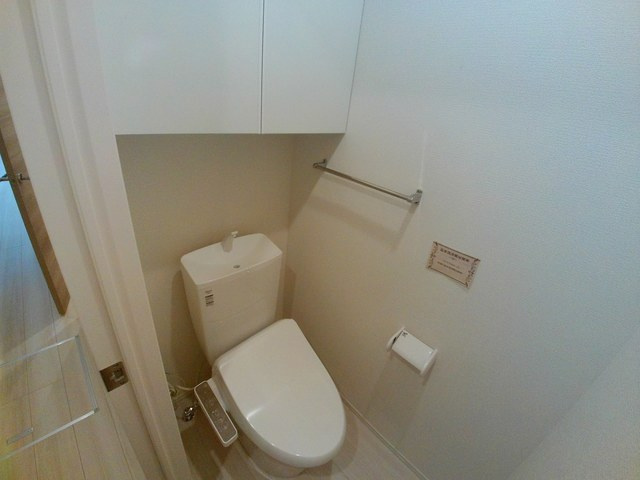 D-room旗塚通のトイレ