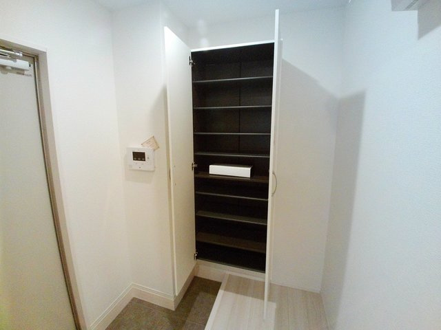 D-room旗塚通の収納